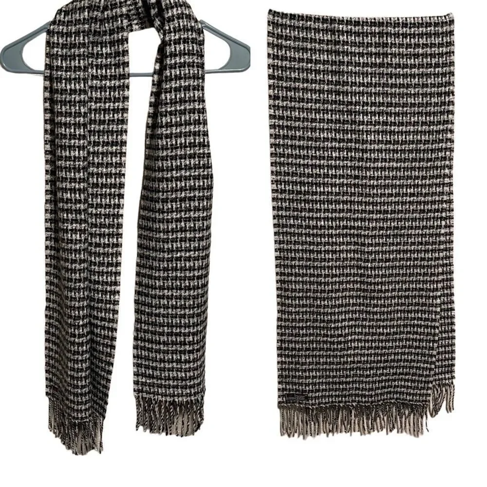 Cashmink- Unisex Black and White Houndstooth Scarf with Fringe Detail, OS